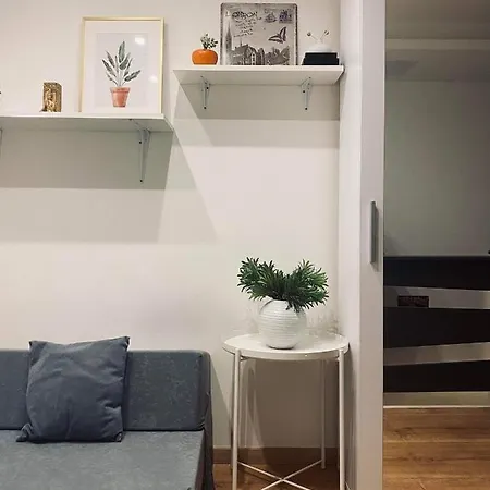 Lazyhome Apartment